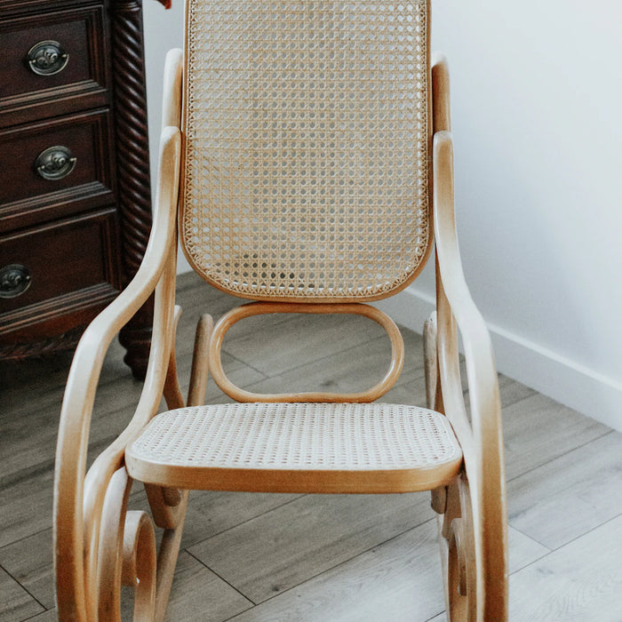 Choosing the Best Massage Chair for Expecting Mothers