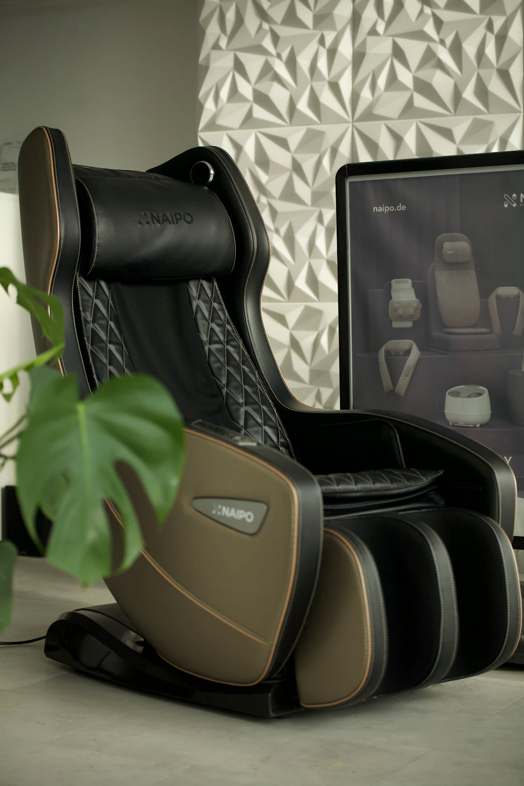 Luxury Massage Chairs for Unmatched Total Body Relief