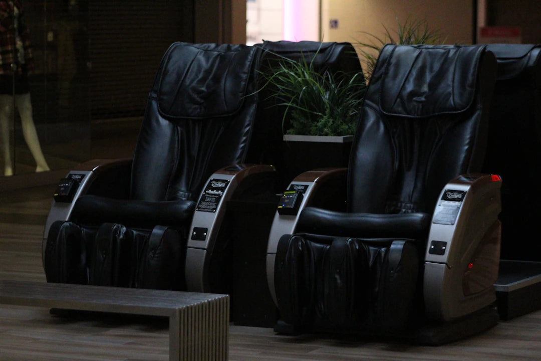 Compact Massage Chairs for Ultimate Relaxation in Small Spaces